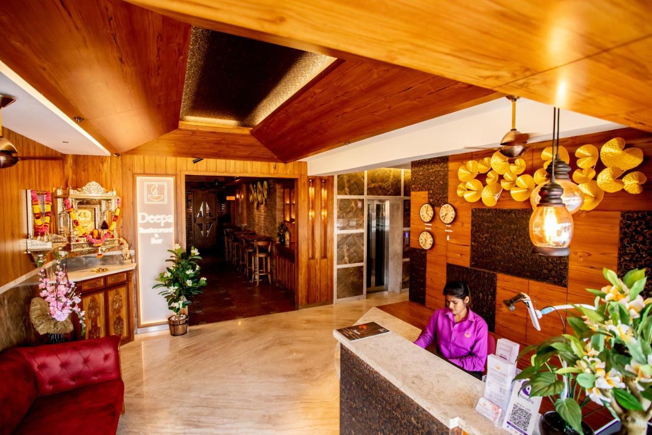 Hotel Ganga Sagar มังคาลอร์ ภายนอก รูปภาพ