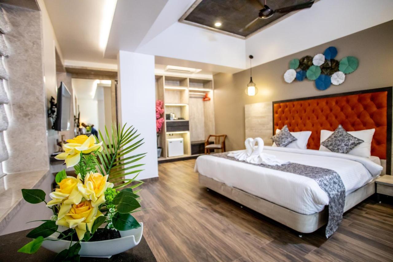 Hotel Ganga Sagar มังคาลอร์ ภายนอก รูปภาพ